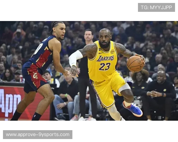 湖人詹姆斯复出带队连胜 勇士新赛季争冠形势解析